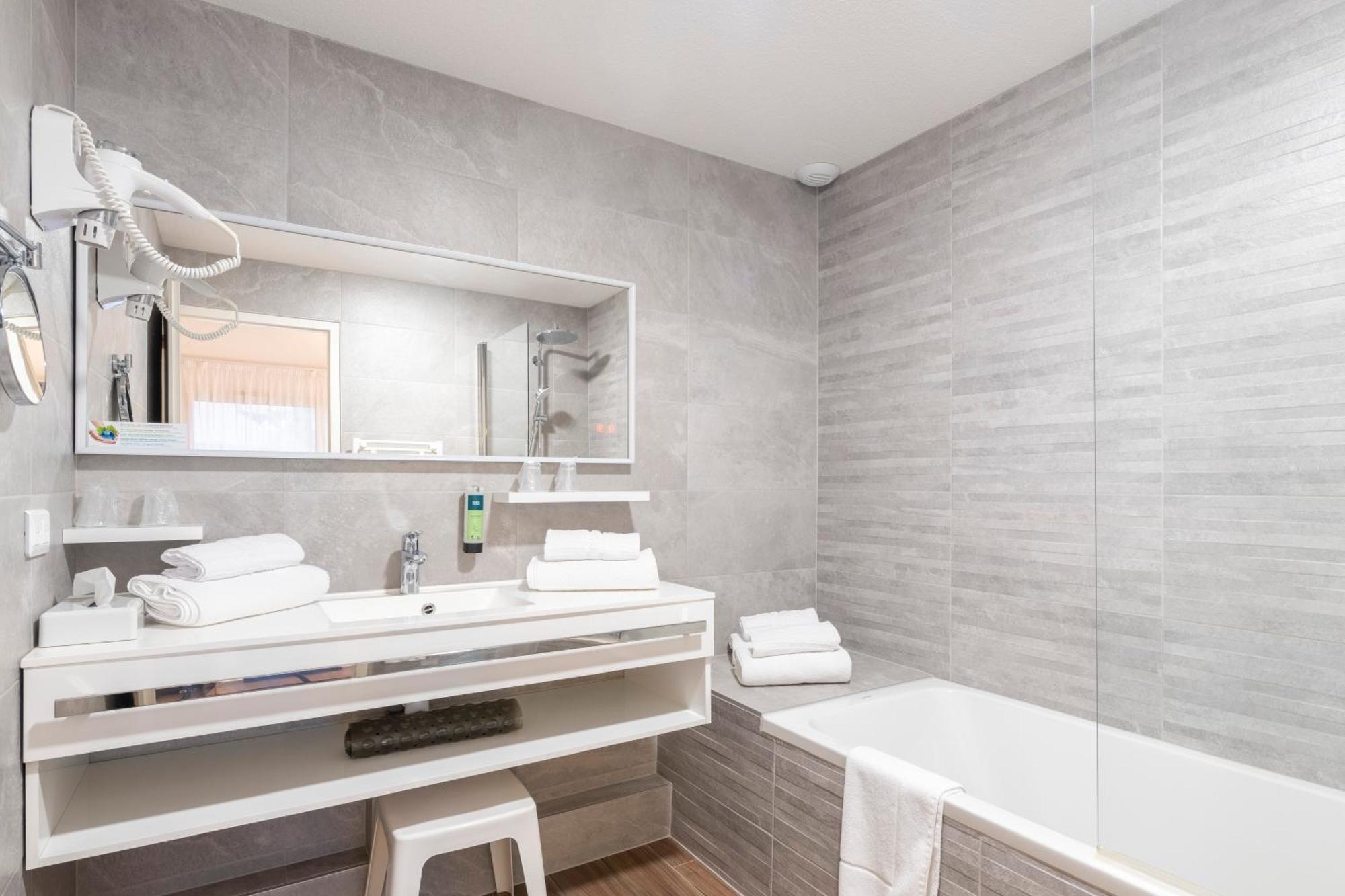 Logis Hotel Arc En Ciel Thonon-les-Bains Kültér fotó