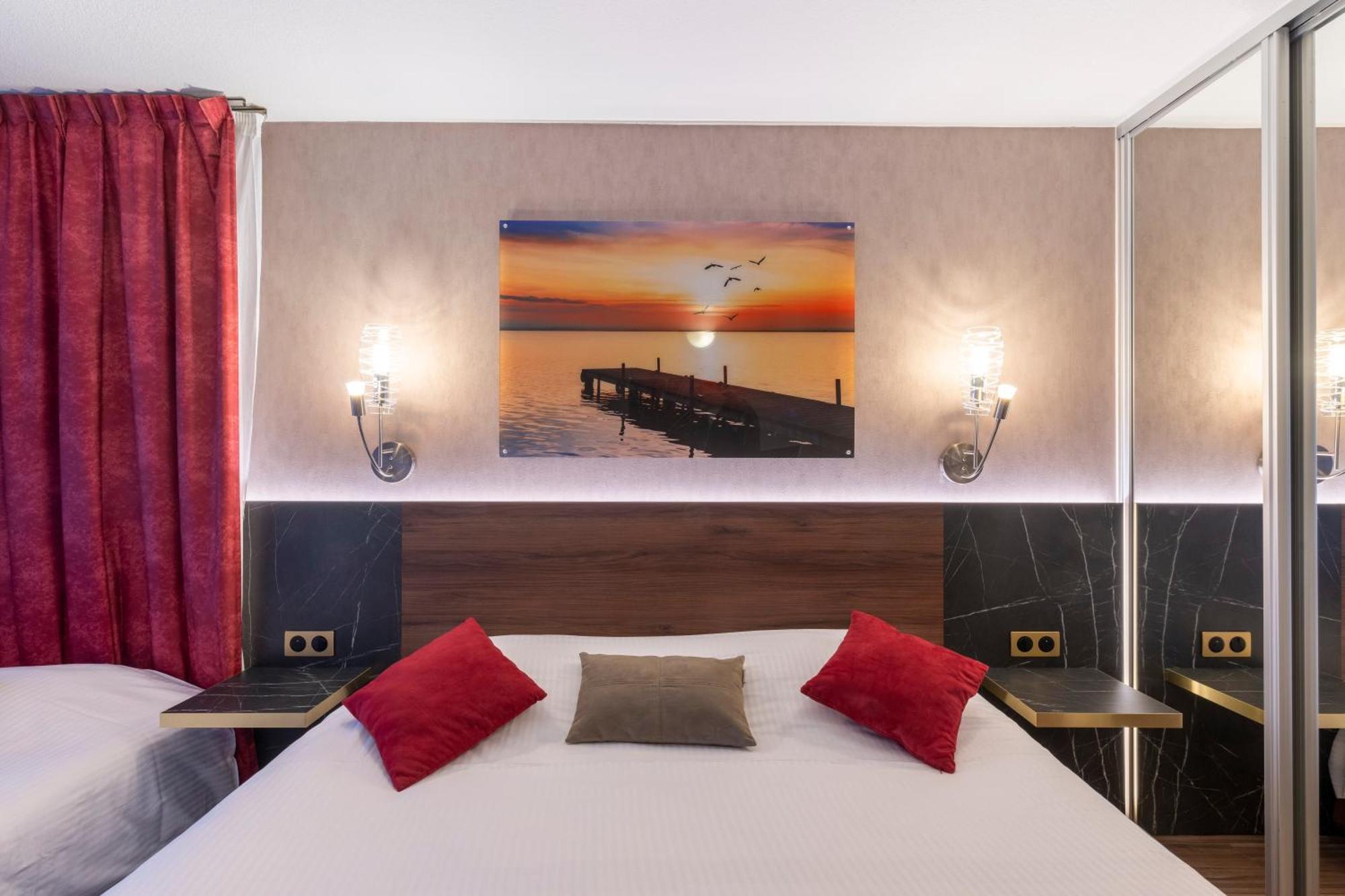 Logis Hotel Arc En Ciel Thonon-les-Bains Szoba fotó