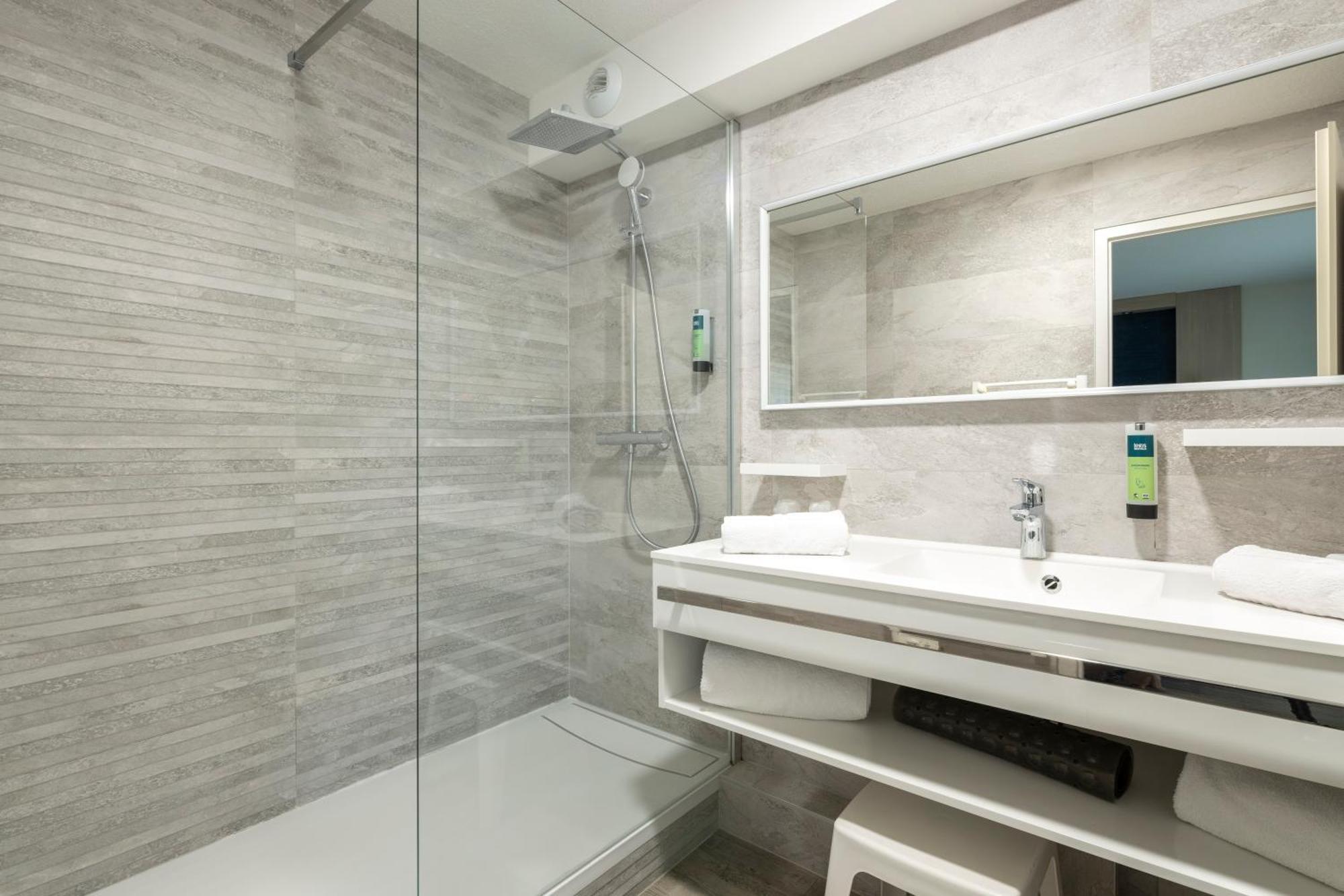 Logis Hotel Arc En Ciel Thonon-les-Bains Kültér fotó